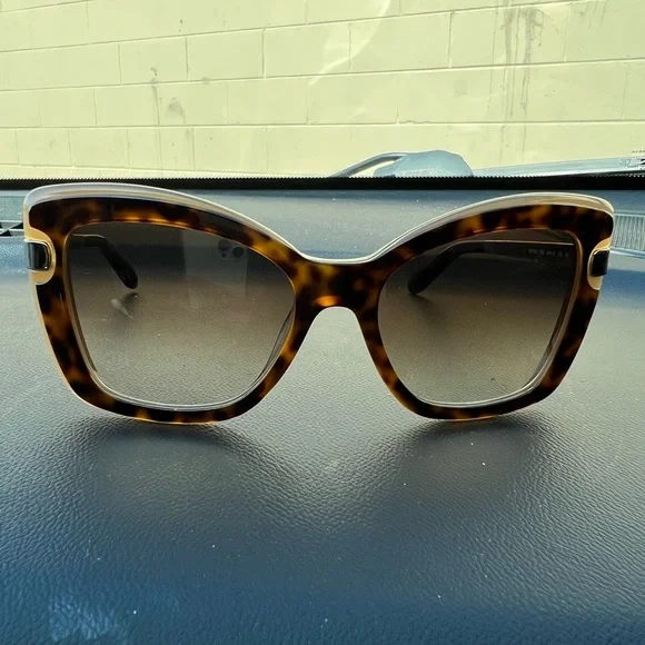 Salvatore Ferragamo Leopard Print Sunglasses Rare Salvatore Ferragamo 2035 Animal Print Sunglasses 57-17  main image 3